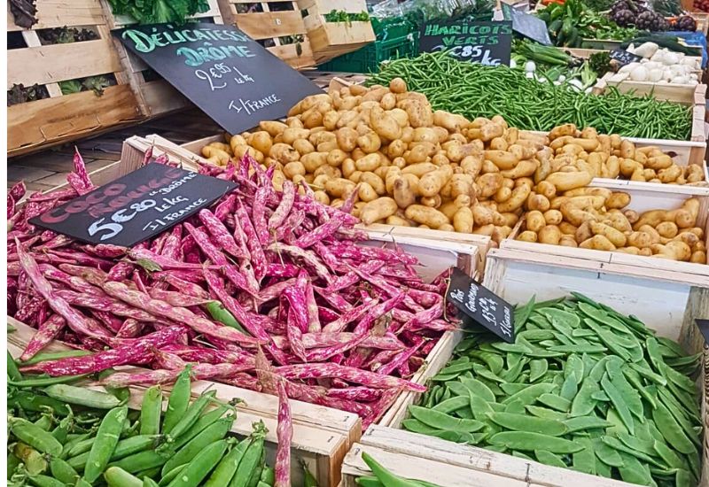 markt in de drome provencale in frankrijk