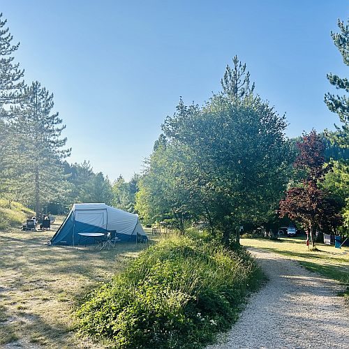 kamperen-zuid-frankrijk-natuurcamping
